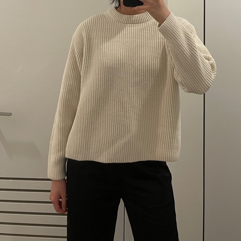 Uniqlo knit sweater